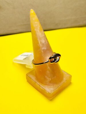 انگشتر طرح دار مدرن