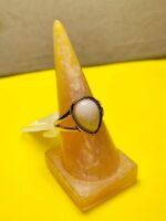 انگشتر طرح نگین مروارید