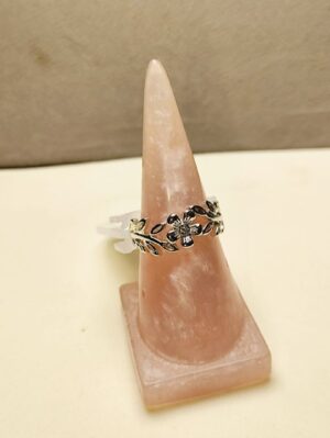 انگشتر طرح گلبرگ و قنچه