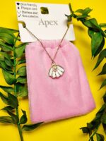 گردنبند پاکتی طرح صدفی با مروارید