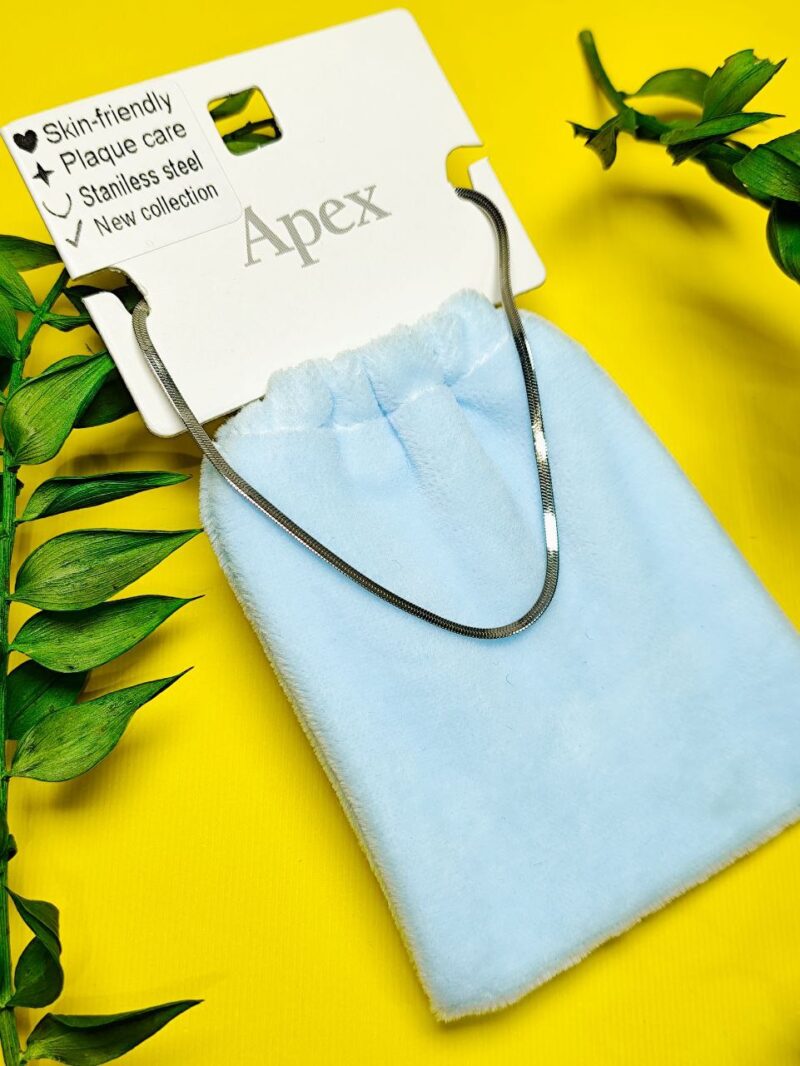 گردنبند پاکتی طرح پوست ماری نقره ای